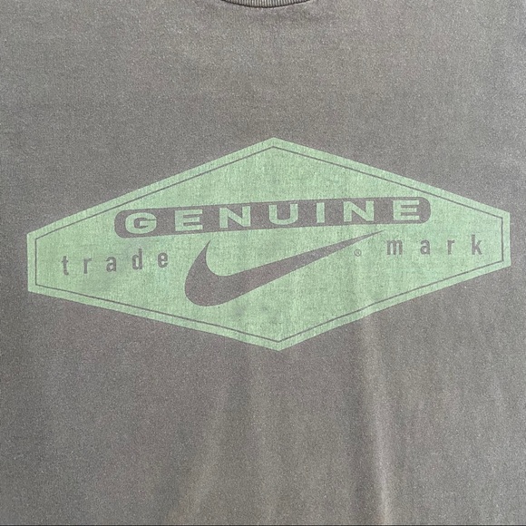 Vintage Nike Men’s Distressed Genuine Trademark Logo Distressed T-Shirt Size XL - Picture 3 of 7